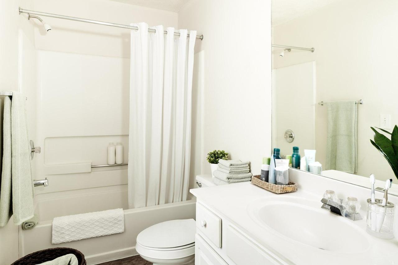 Intown Suites Extended Stay Arlington Tx - Six Flags Екстер'єр фото